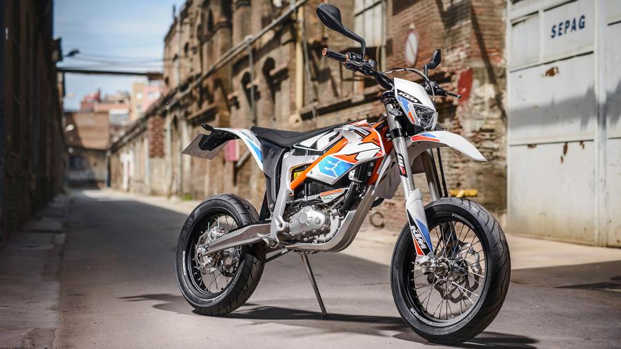 KTM Freeride E-SM (2014 - ) expert review